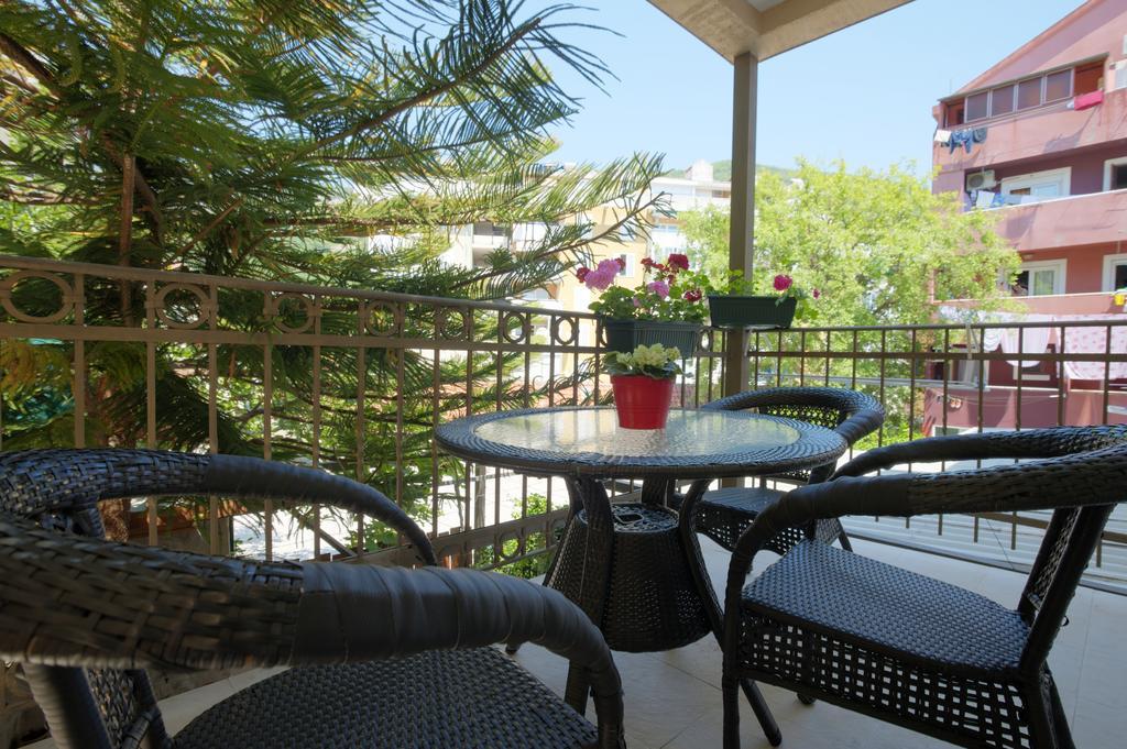 Egon Apartments بودفا المظهر الخارجي الصورة